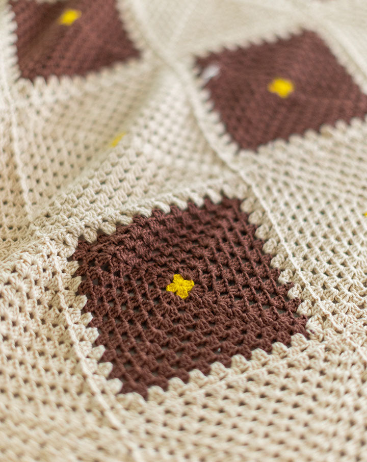 Grid Bed Crochet Cover